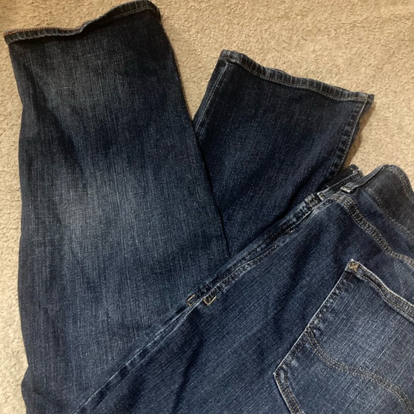 Lee Extreme Motion Jeans - Picture 5 of 6